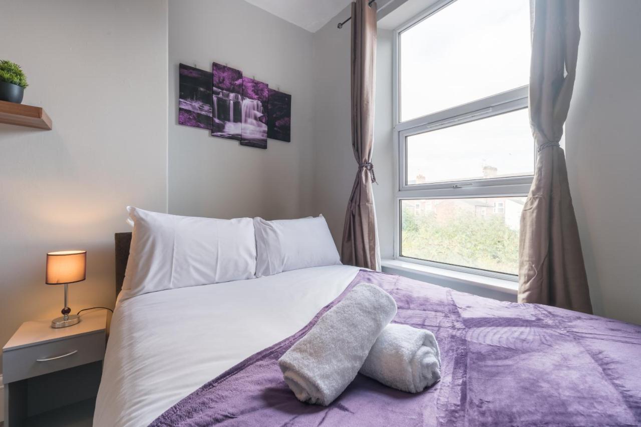 3 Bedroom Saks - 2 Living Area House In Newland Ave Hull Kingston upon Hull Ngoại thất bức ảnh